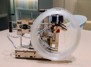 田中研究室製作の3Dプリンター試作モデルの写真