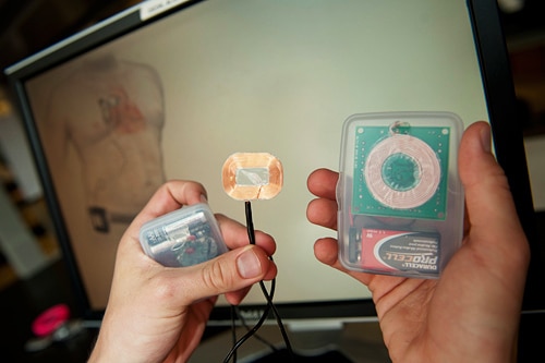 ライス大学の学生達が開発したワイヤレス給電装置のプロトタイプ。