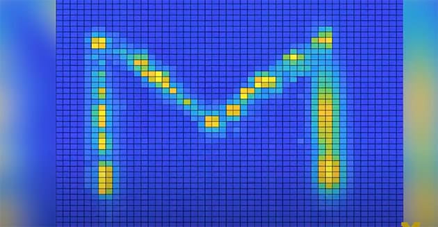 紫外線を使って半導体上にマーキングを行い、チップの改ざんを防ぐ。