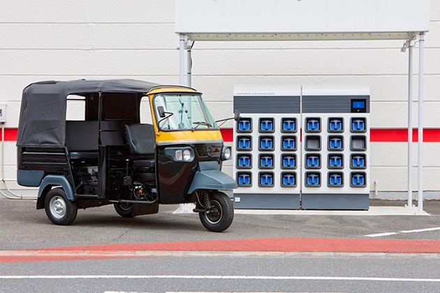 ホンダのMPP向け交換ステーション「Honda Mobile Power Pack Exchanger e:」