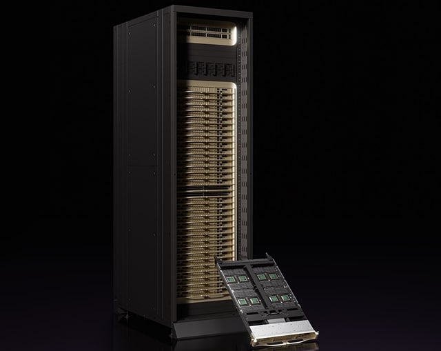 CPUを搭載したボードとコンピュータラック